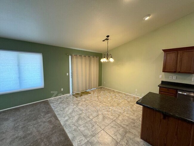 Building Photo - 39610 N Cumberland Dr