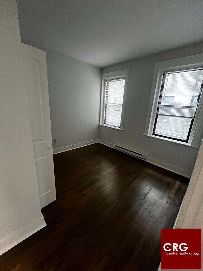 Building Photo - 81-83 Park Dr. Unit 1A