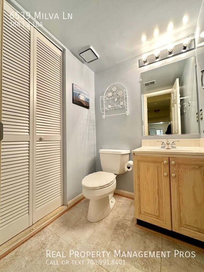 Building Photo - 6539 Milva Ln