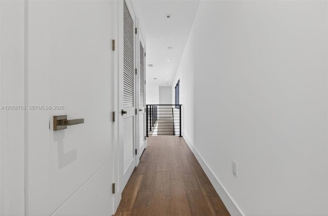Building Photo - 16709 Botaniko Dr N