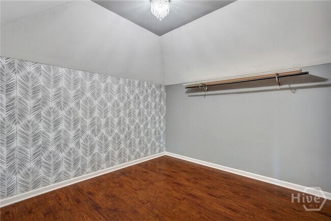 Building Photo - 41 Jerico Trl
