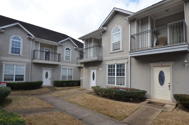 Building Photo - 11045 Landswalk Dr