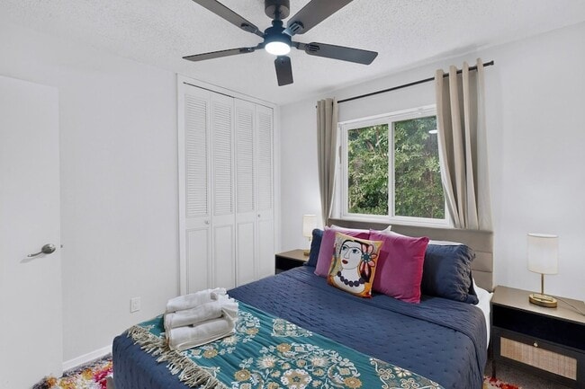 Building Photo - 3508 Grande Bulevar Blvd