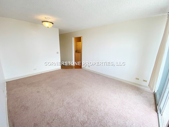 Building Photo - 796 Isenberg St