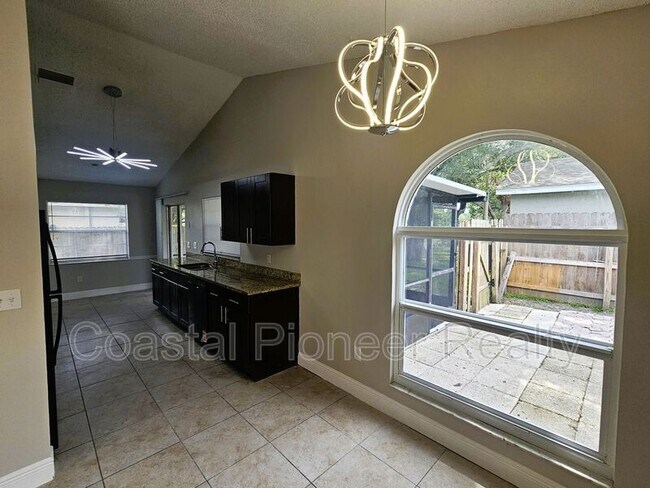Building Photo - 1407 Mohrlake Dr