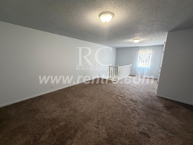 Building Photo - 15986 Arrowhead Rd