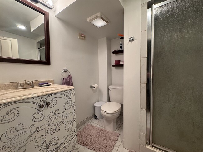 Building Photo - 10-12-12 Webster St