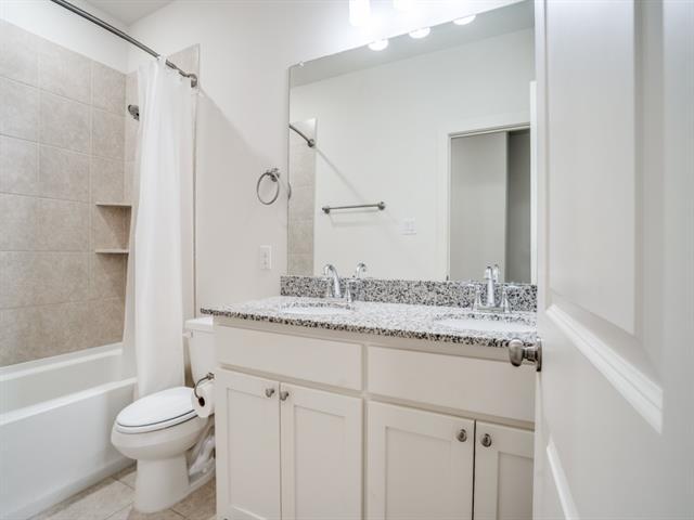 Building Photo - 4868 Woodruff Way