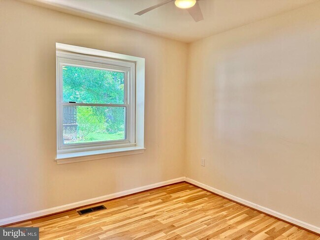 Building Photo - 9108 Shotgun Ct
