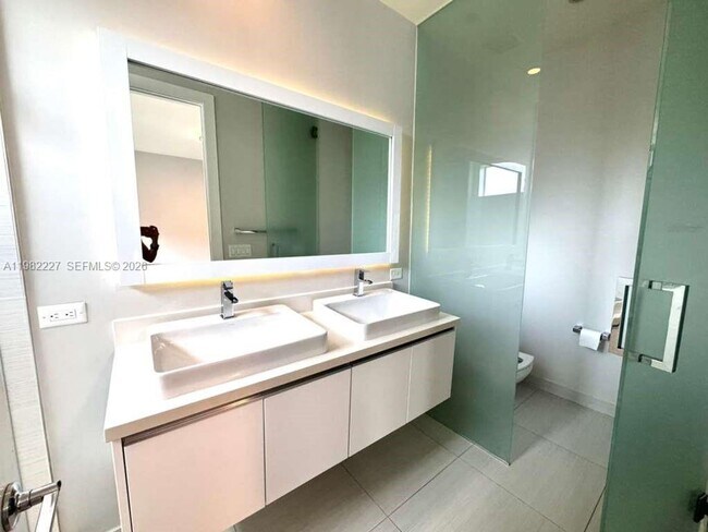 Building Photo - 6458 NW 103rd Psge