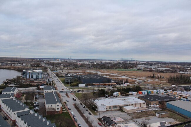 Building Photo - 105-UNIT CHRISTINA LANDING DR, 1703