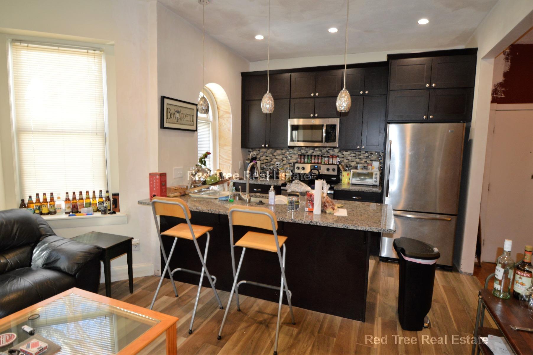 Building Photo - 25 Chester St