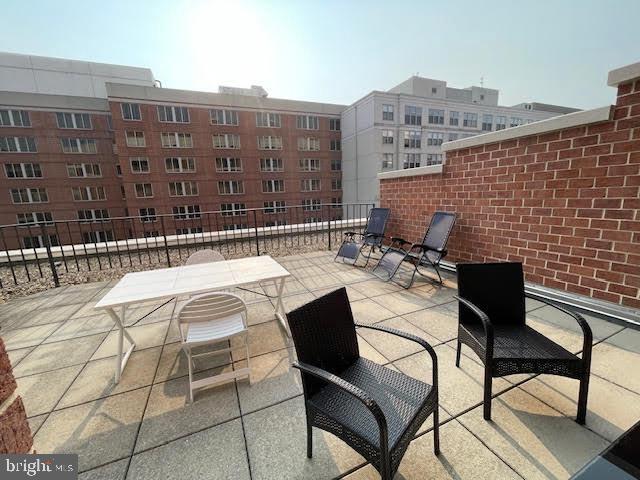 Building Photo - 1230 23rd St NW