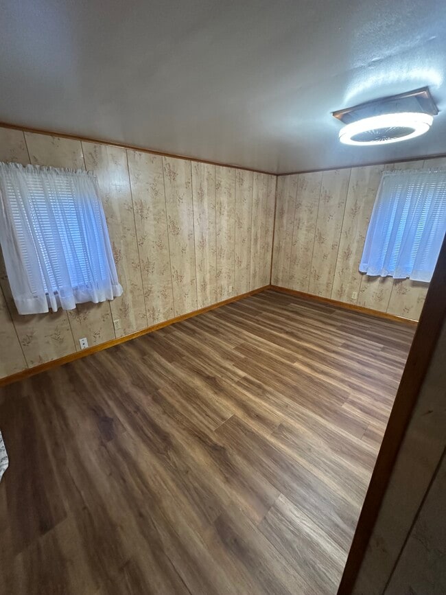 Building Photo - 2738 Eaman Rd