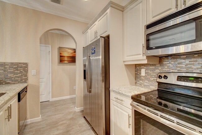 Building Photo - 5981 Monterra Club Dr