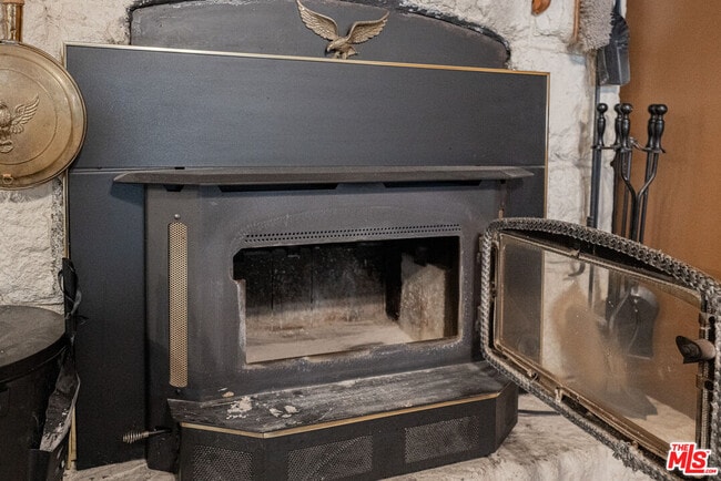 Building Photo - 233 Corona Cir