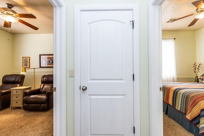 Building Photo - Beautiful 3 bed 2 bath Home!