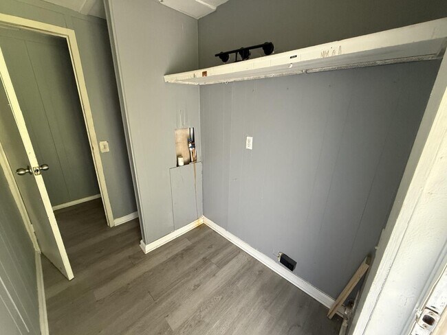 Building Photo - 54336 Vontz Cir