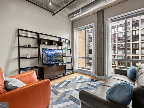 Building Photo - 301 Massachusetts Ave NW