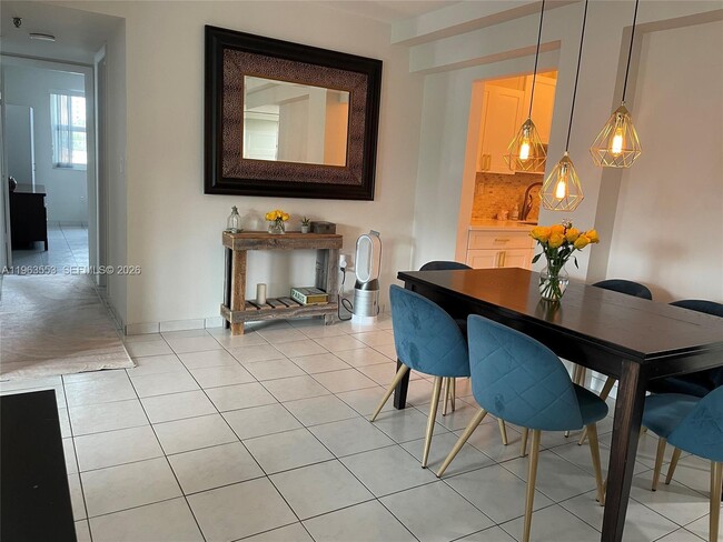 Building Photo - 201 180th Dr