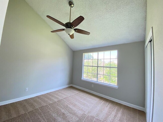 Building Photo - 4315 Palmer Plantation Dr