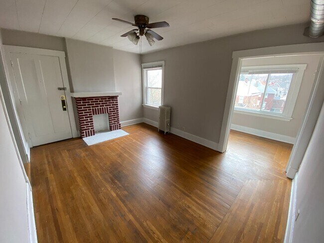 Building Photo - 2365/2377 Ravine St.