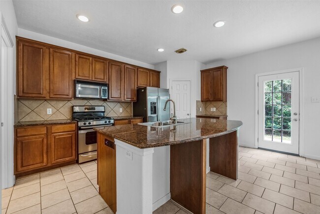 Building Photo - 75 N Spinning Wheel Cir