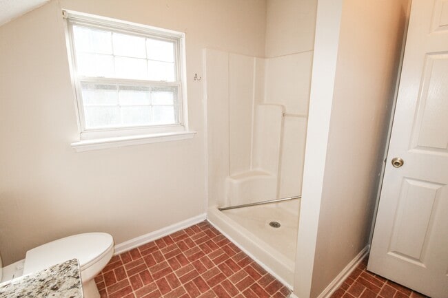 Building Photo - 507 S Kevin Ct