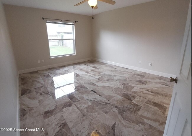 Building Photo - 1751 Bobtail Dr