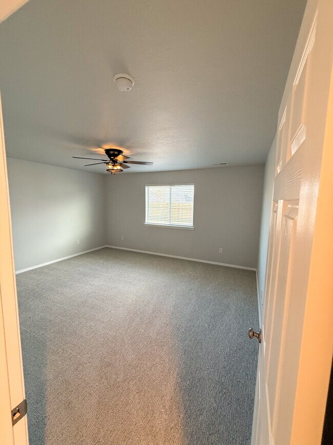 Building Photo - 1367 Silver Vly St