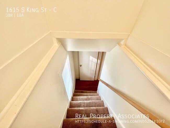Building Photo - 1615 S King St