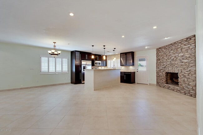 Building Photo - 8308 N 86th St