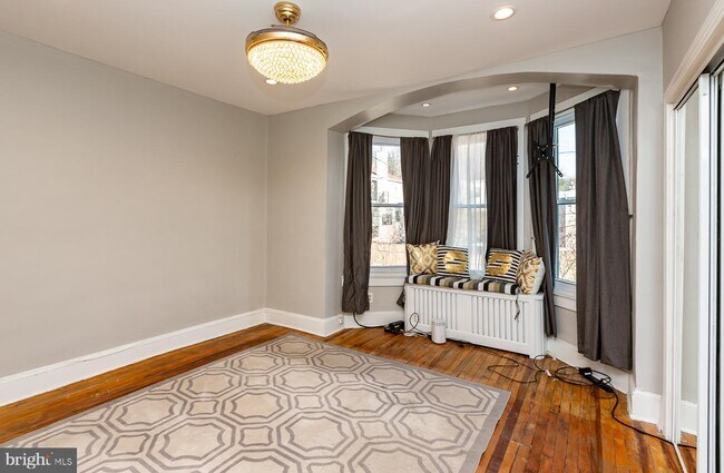 Building Photo - 4312 Dobson St