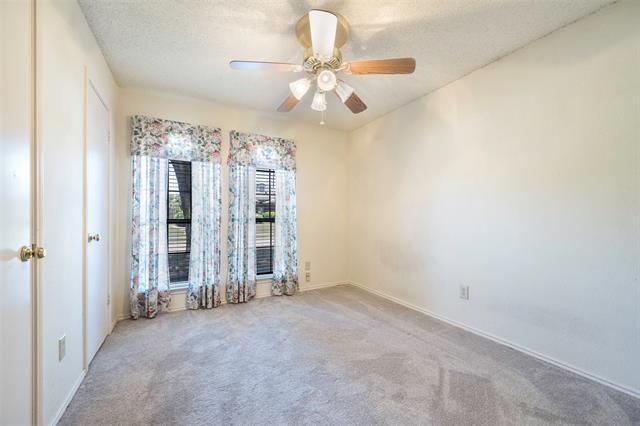 Building Photo - 2016 Hearthside Ln