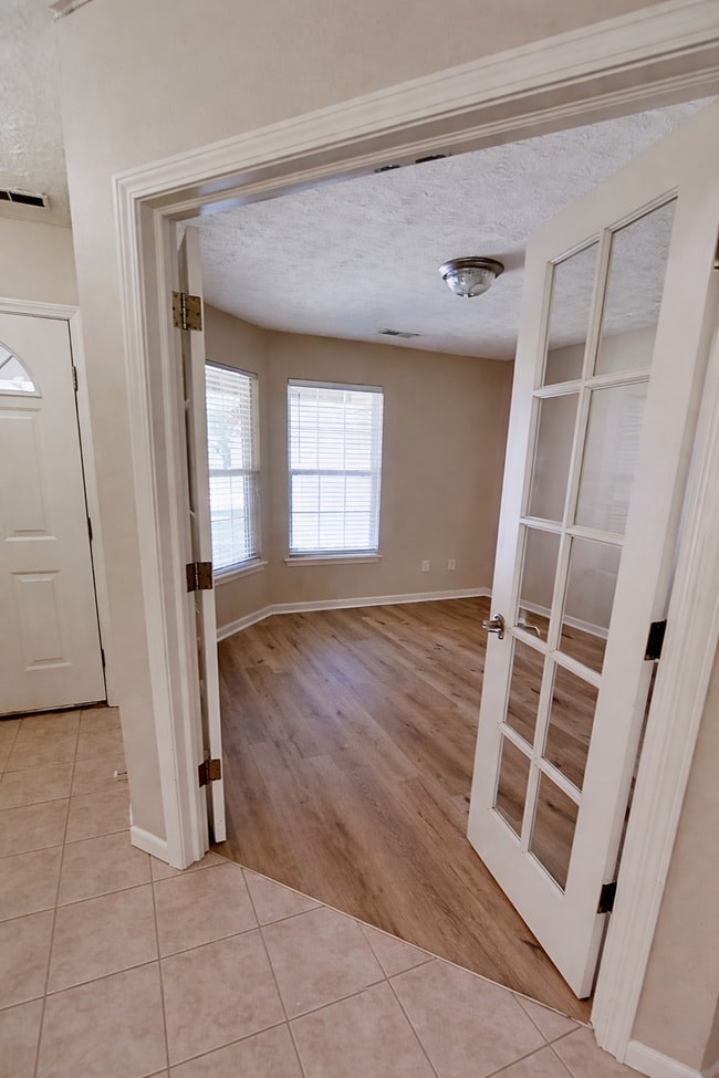 Building Photo - 6050 Flintlock Drive