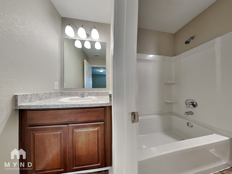 Building Photo - 3910 Colemans Run