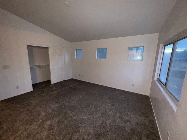 Building Photo - Fresh Paint/New Flooring all inside! Four ...
