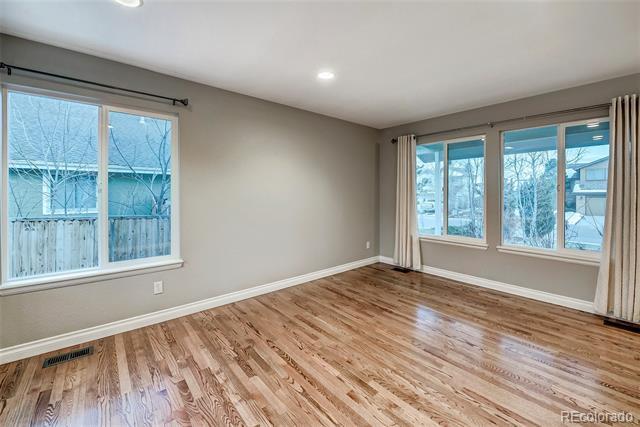 Building Photo - 953 Shadow Mountain Dr