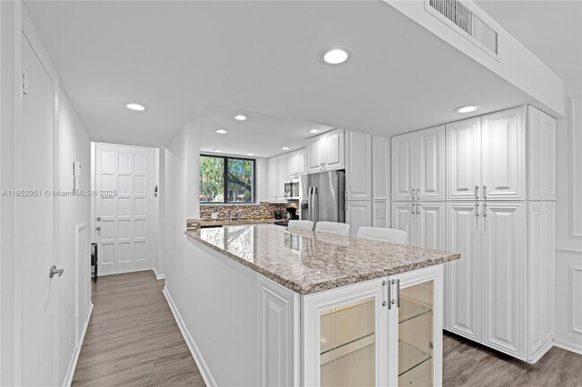 Building Photo - 4469 Luxemburg Ct