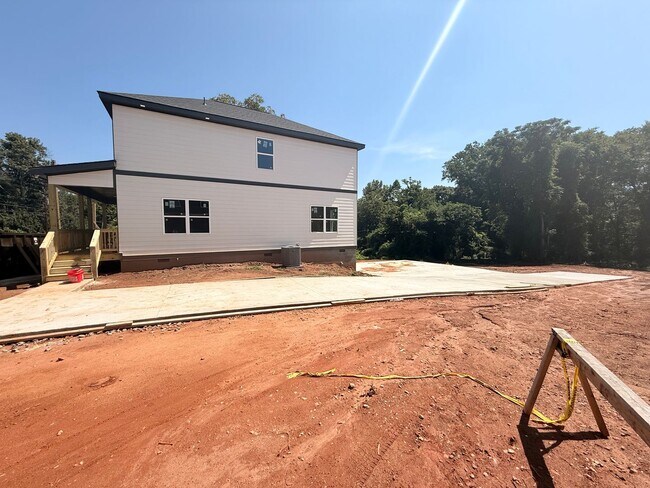 Building Photo - Brand-New Construction | 4 Bed / 3 Bath