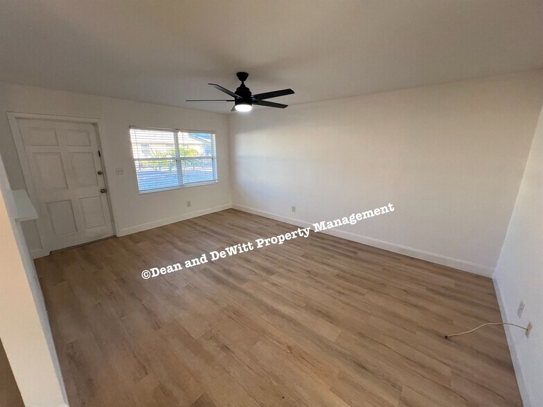 Building Photo - 1 Bed/1 Bath - Unit 6