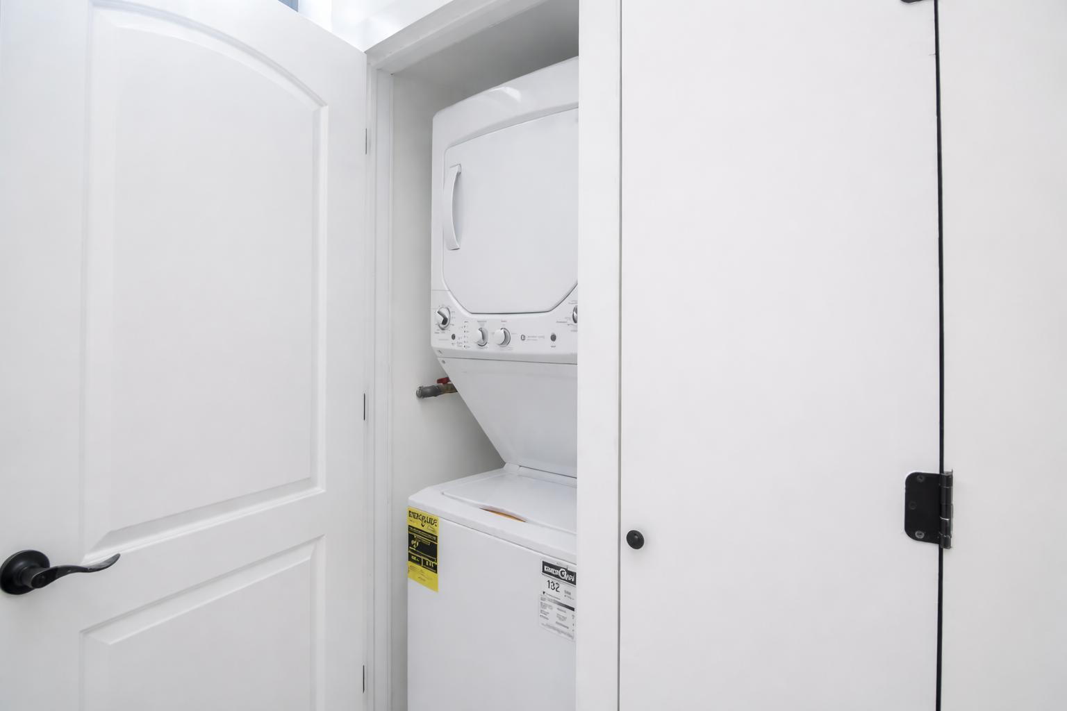 Building Photo - 193 Jefferson Ave