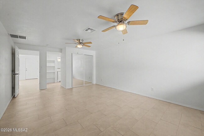 Building Photo - 5120 E Alberta Dr