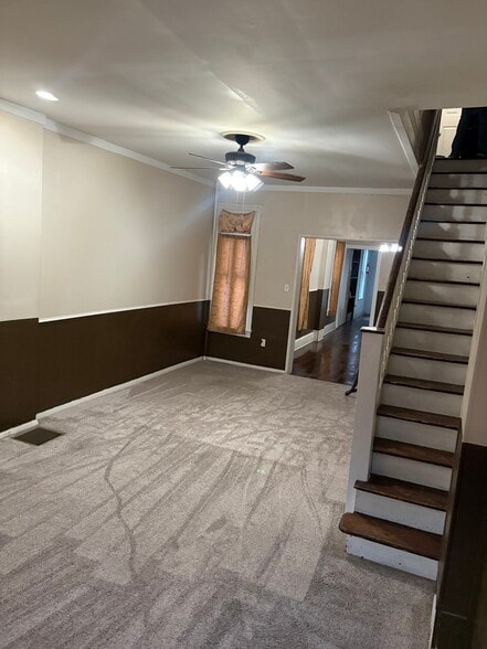 Building Photo - 1445 N 10th St