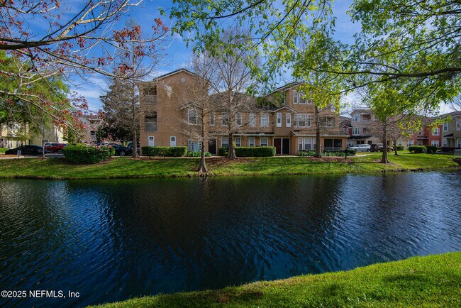 Building Photo - 10075 Gate Pkwy