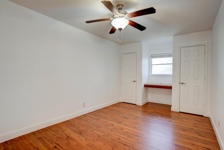 bedroom 2 - 4306 Avenue A