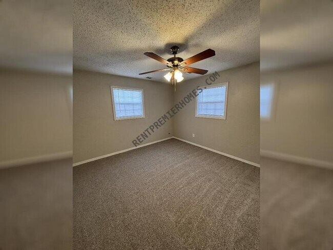 Building Photo - 217 N Bailey Blvd