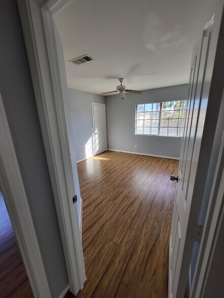 Building Photo - 2690 African Violet Ave