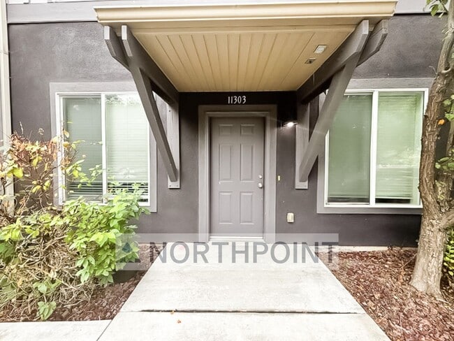 Building Photo - 2BR 1BA Townhome w/ In-Unit Laundry • Stainless Steel • Private Patio in South Jordan