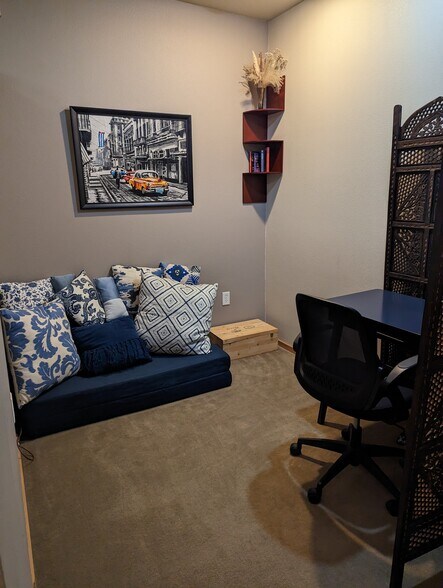 Building Photo - 1125 NW 9th Ave